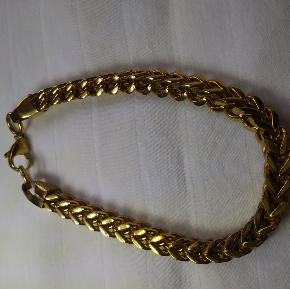 MEN'S STAINLESS STEEL BRACELET YELLOW COLOR $15